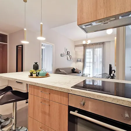 Stylish Next To Metro And Acropolis *
